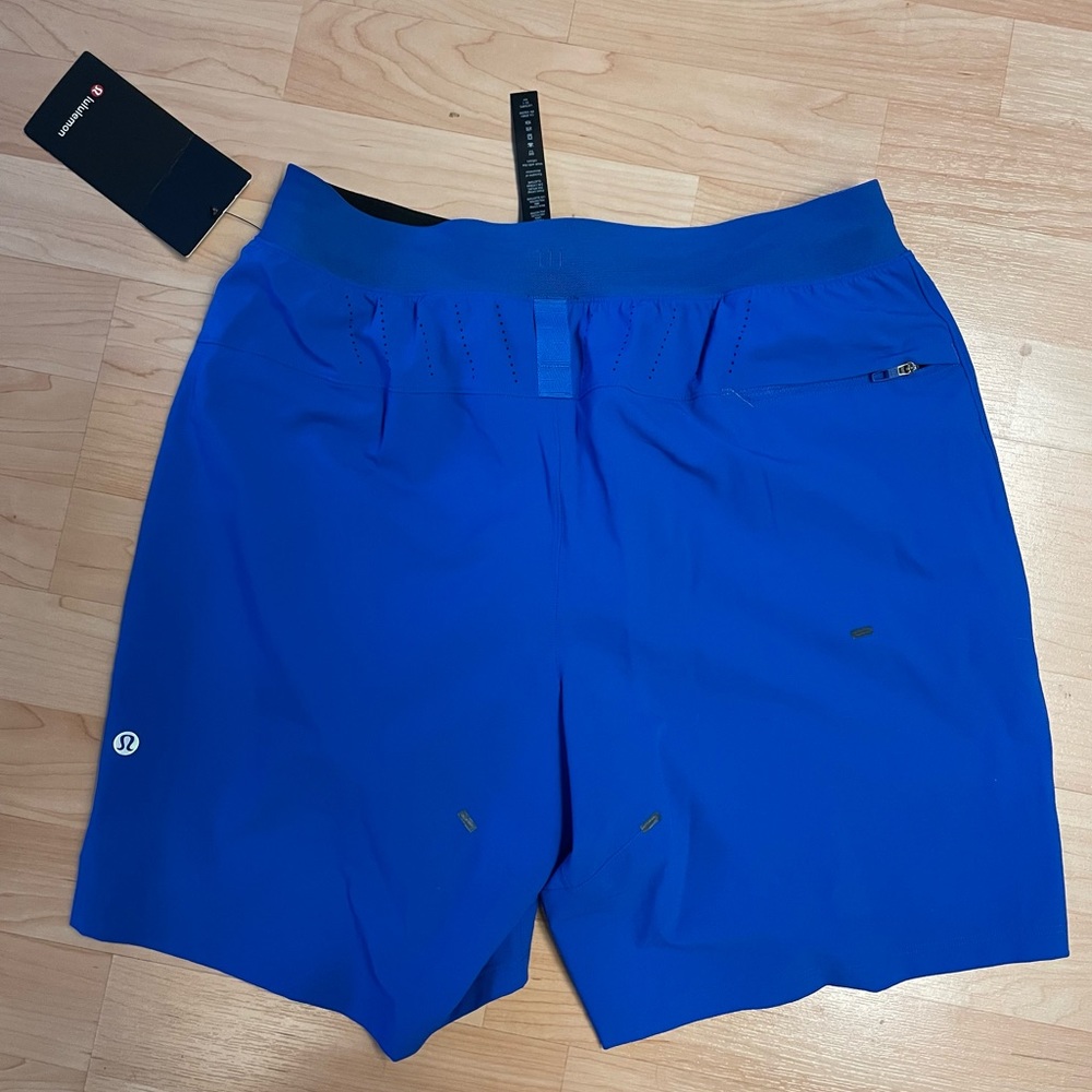 Lululemon License to Train 7” Inseam Lined Shorts Size Medium